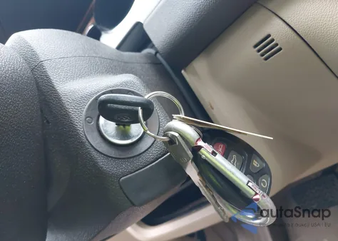 2011 Buick Enclave 2Xl z USA, uszkodzony, nr VIN 5GAKRCED4BJ371799